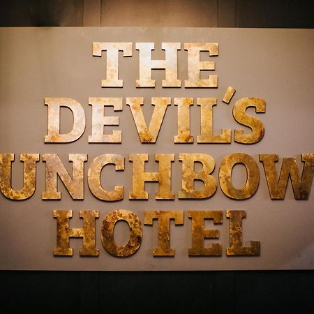The Devil'S Punchbowl Hotel Hindhead Экстерьер фото